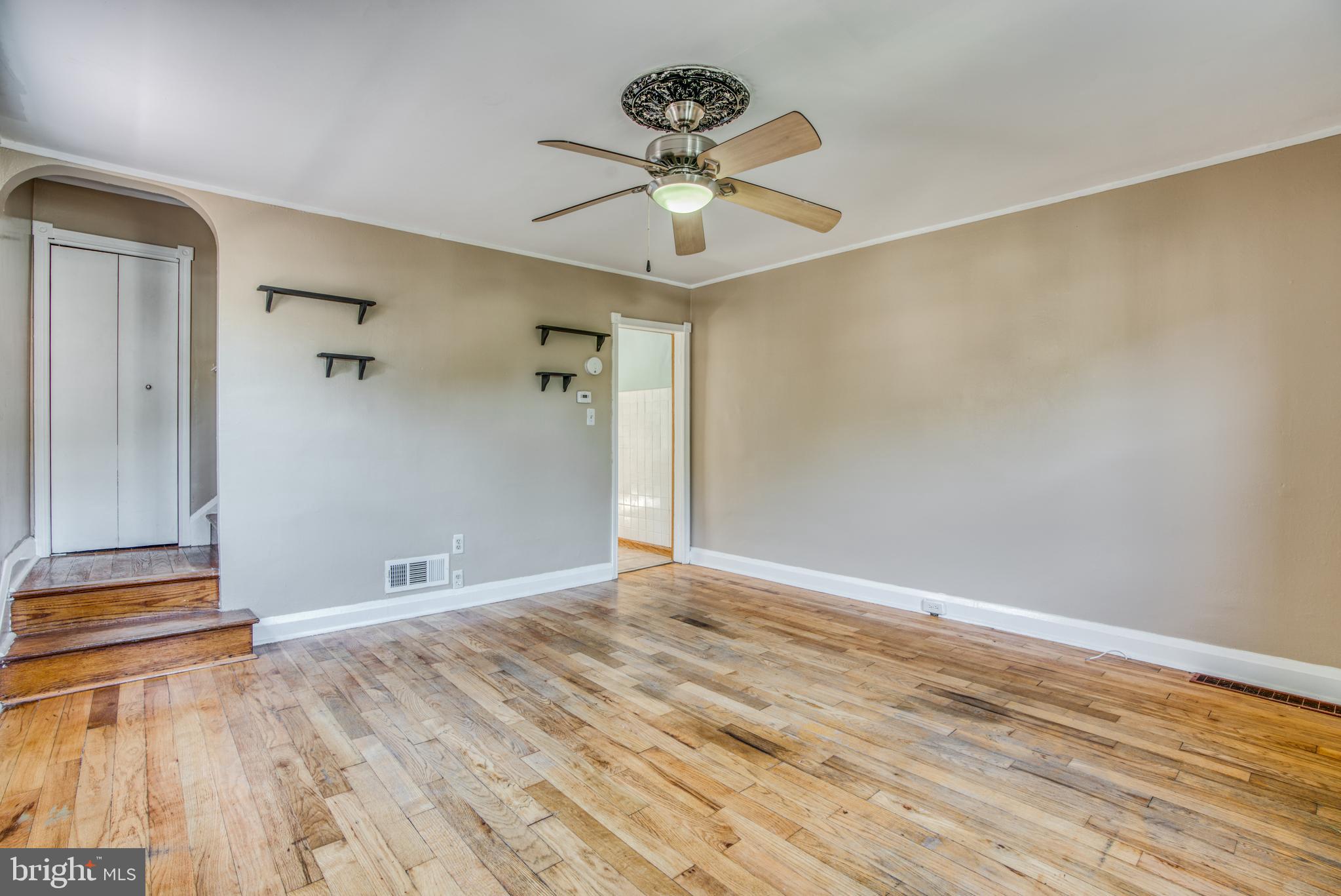 1623 Mussula Road Towson, MD 21286 - Photo 3 of 25