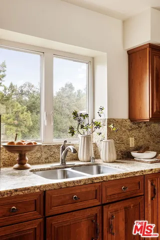 $1,680,000 | 2617 Sleepy Hollow Place, Glendale, CA 91206