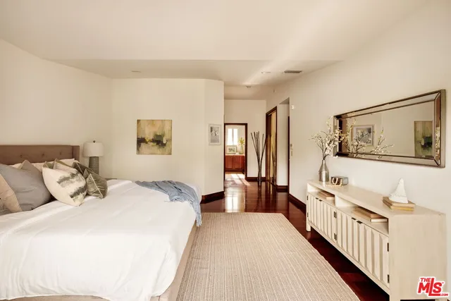 $1,680,000 | 2617 Sleepy Hollow Place, Glendale, CA 91206