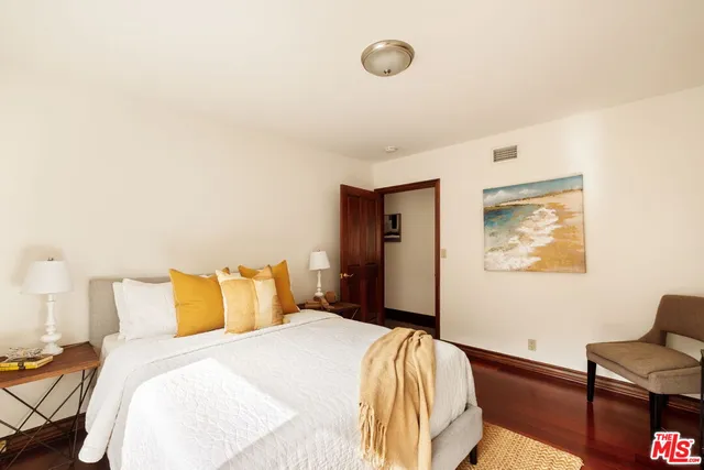 $1,680,000 | 2617 Sleepy Hollow Place, Glendale, CA 91206