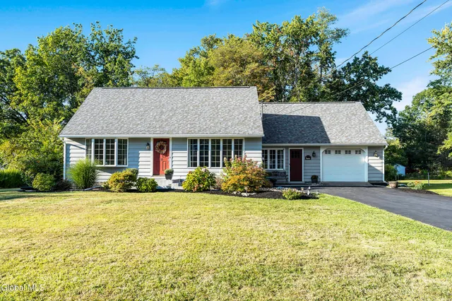 $380,000 | 23 East Wiggand Drive, Bethlehem, NY 12077