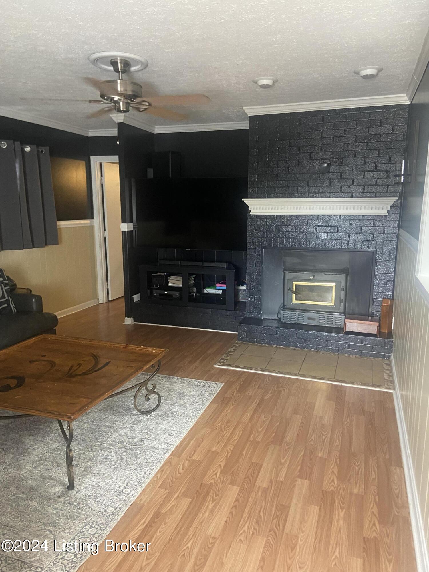 5407 Adkins Road Louisville, KY 40219 - Photo 10 of 21 adkins15