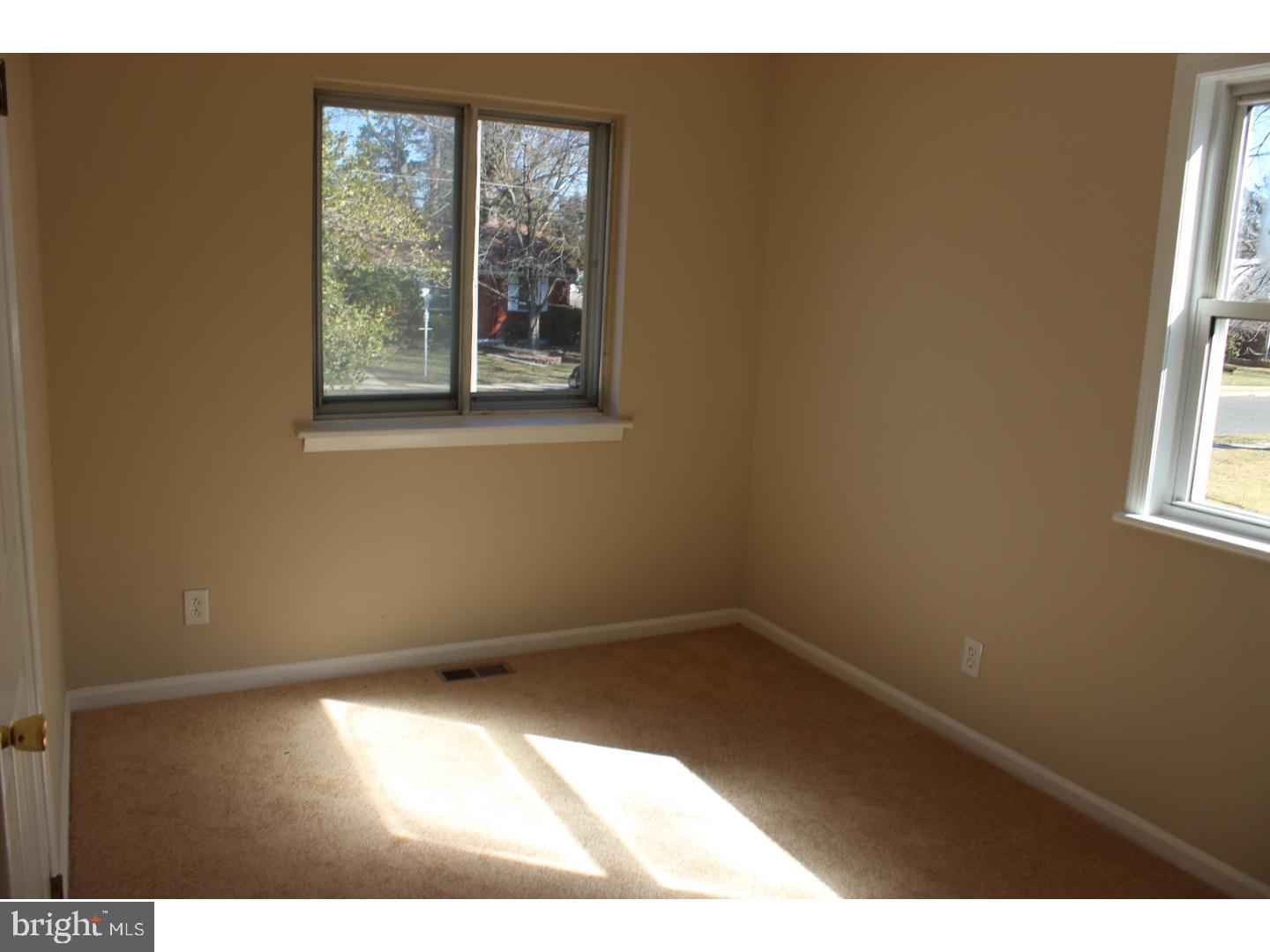 520 6th Avenue Lindenwold, NJ 08021 - Photo 6 of 21 Gallery Image 6