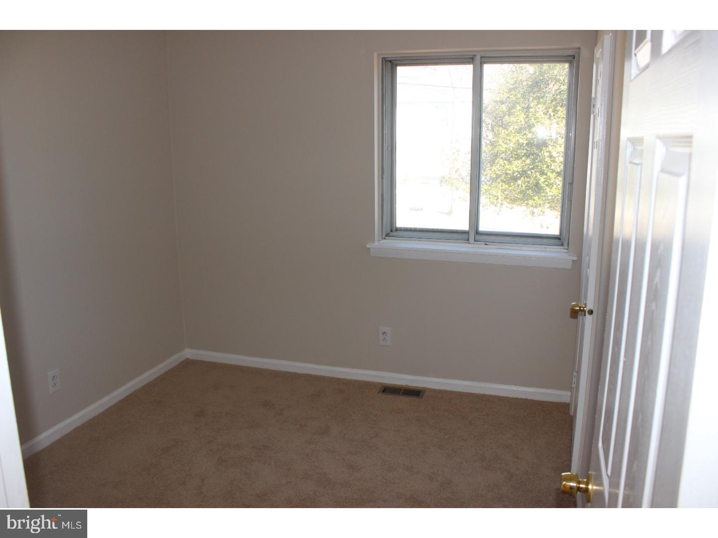 520 6th Avenue Lindenwold, NJ 08021 - Photo 7 of 21 Gallery Image 7