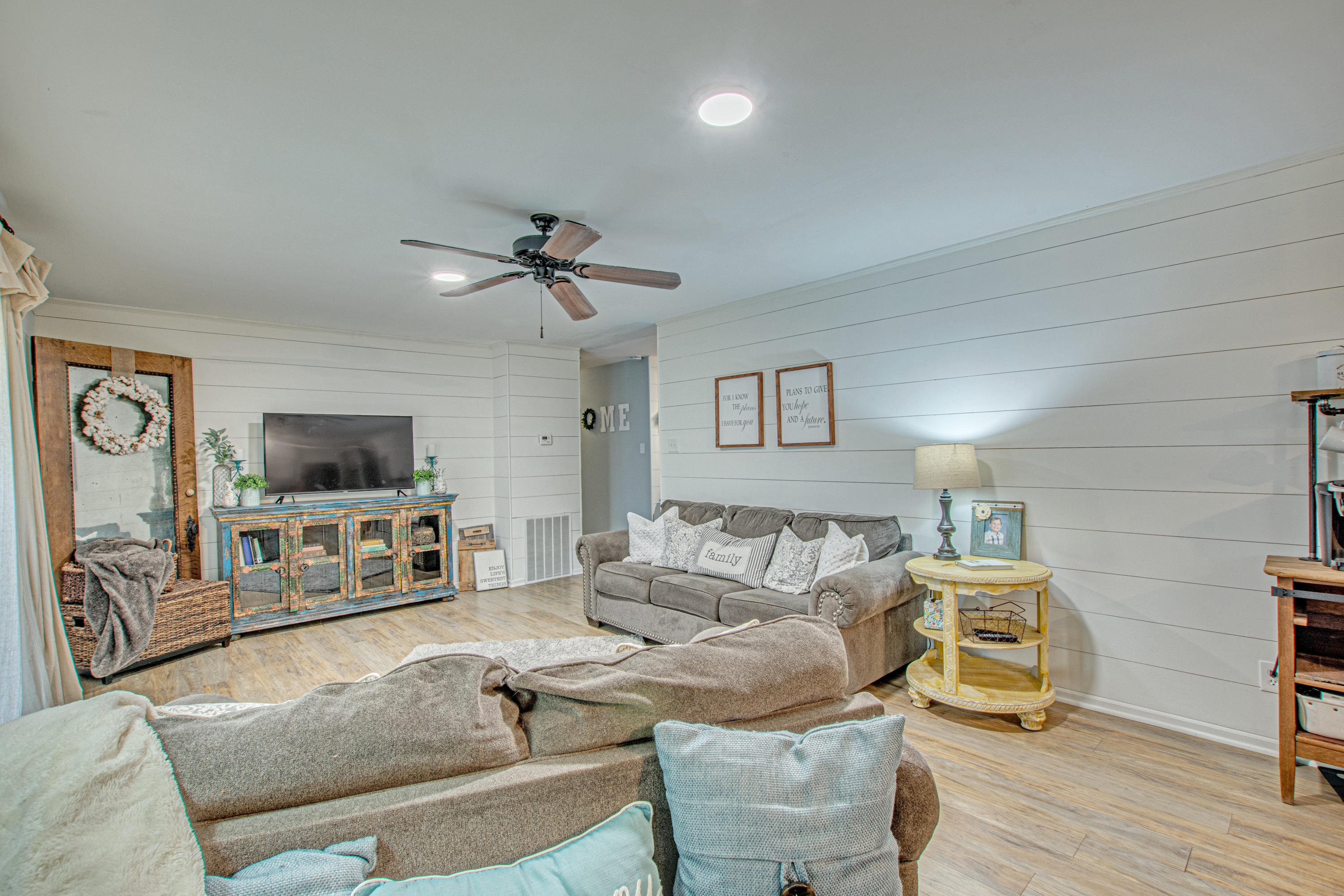 402 Broughton Road Moncks Corner, SC 29461 - Photo 23 of 49 20
