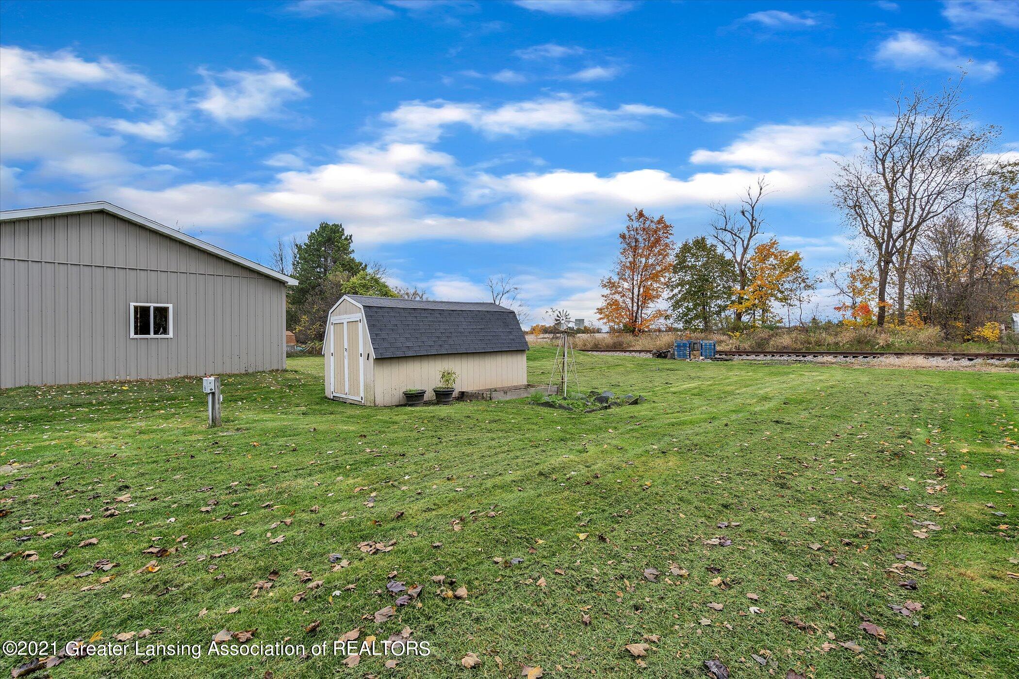 1977 Eden Road Mason, MI 48854 - Photo 23 of 25 23-1977 Eden Rd-Windowstill Real Estate