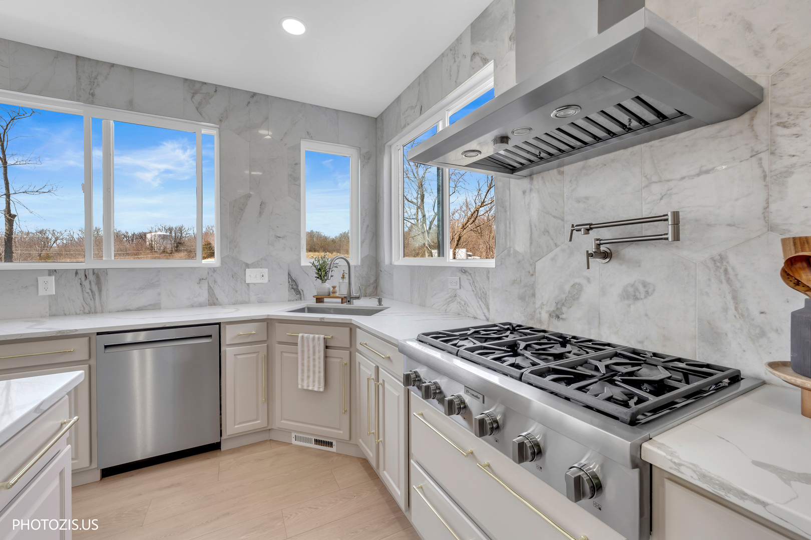 3517 Oakleaf Lane Crystal Lake, IL 60012 - Photo 14 of 76