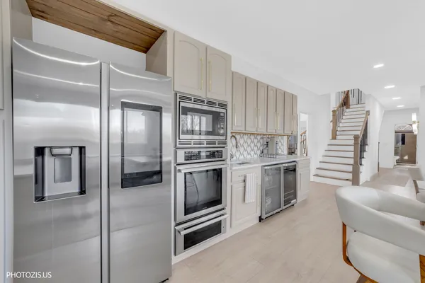 $799,900 | 3517 Oakleaf Lane, Crystal Lake, IL 60012