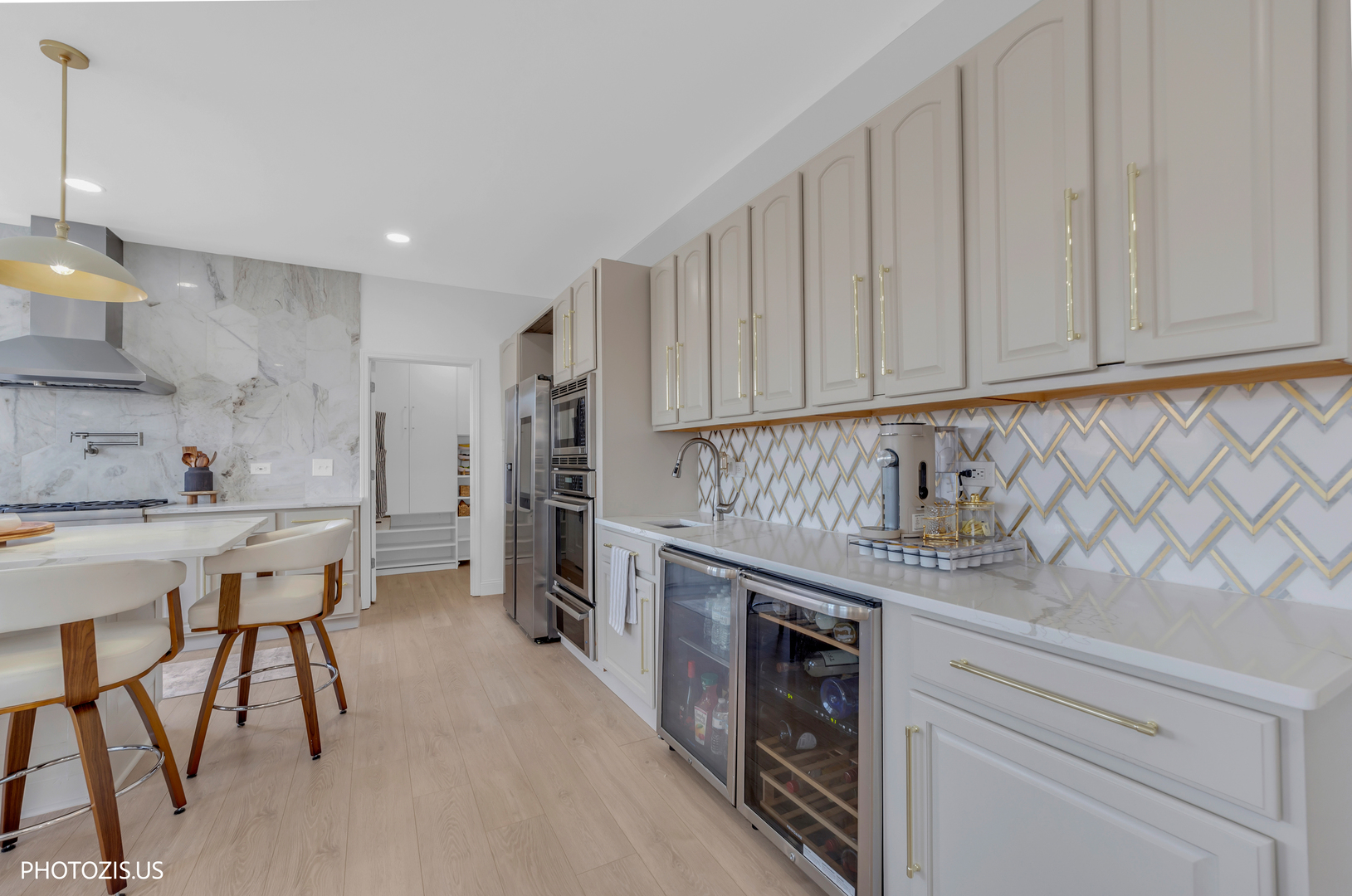 3517 Oakleaf Lane Crystal Lake, IL 60012 - Photo 21 of 76 a kitchen with stainless steel appliances granite countertop a stove a sink and a refrigerator
