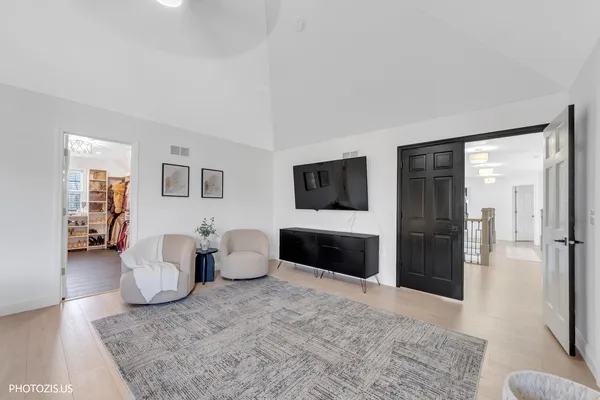 $799,900 | 3517 Oakleaf Lane, Crystal Lake, IL 60012