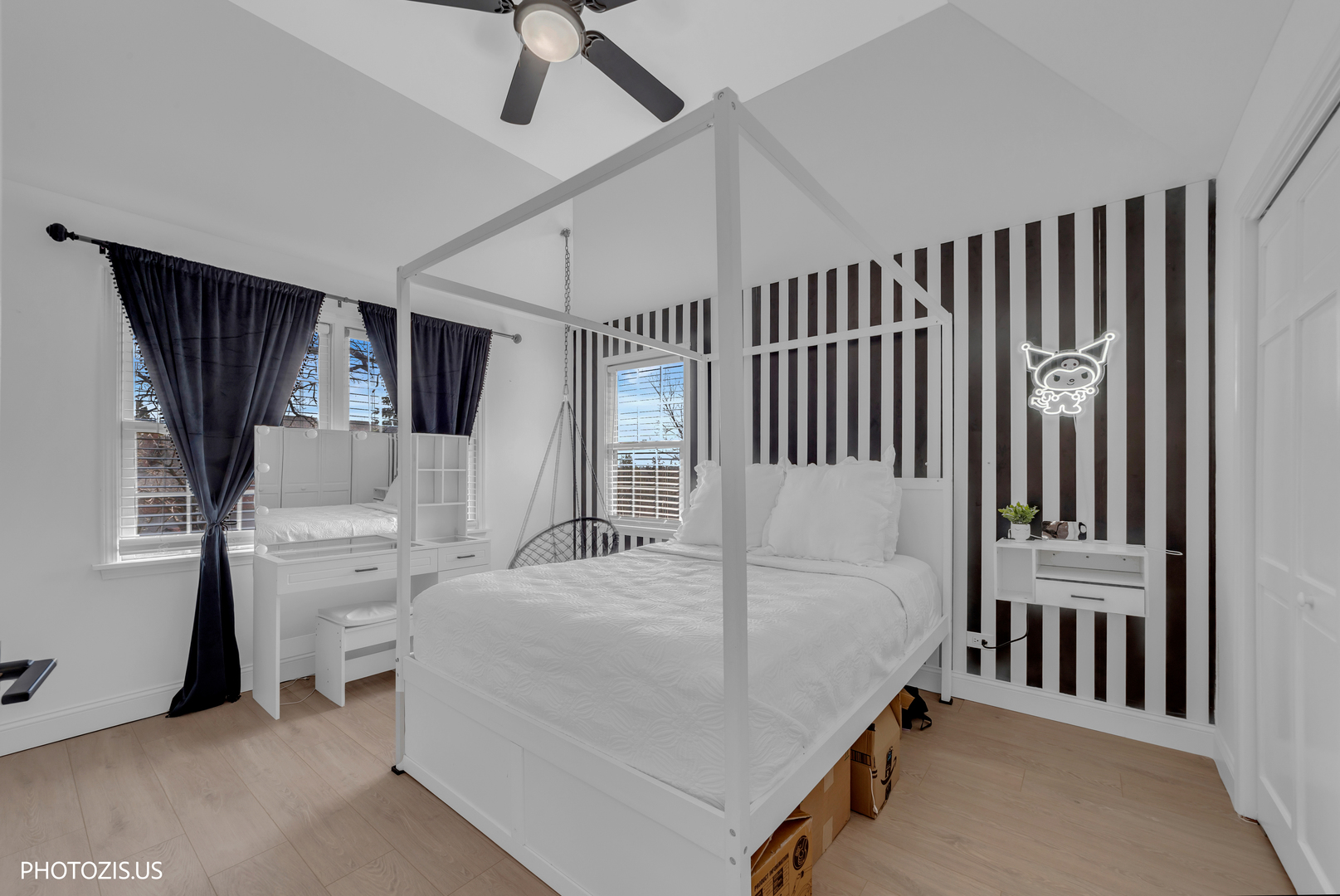 3517 Oakleaf Lane Crystal Lake, IL 60012 - Photo 39 of 76 a bedroom with a bed and a window