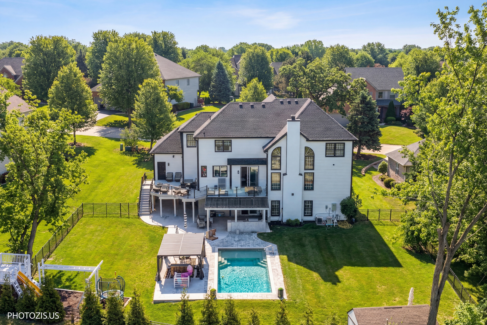 3517 Oakleaf Lane Crystal Lake, IL 60012 - Photo 59 of 76 an aerial view of a house with swimming pool garden and patio
