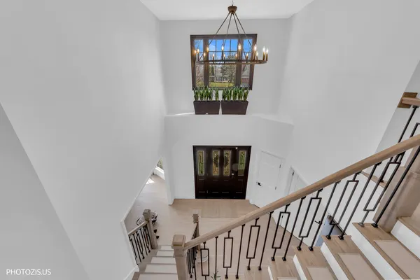 $799,900 | 3517 Oakleaf Lane, Crystal Lake, IL 60012