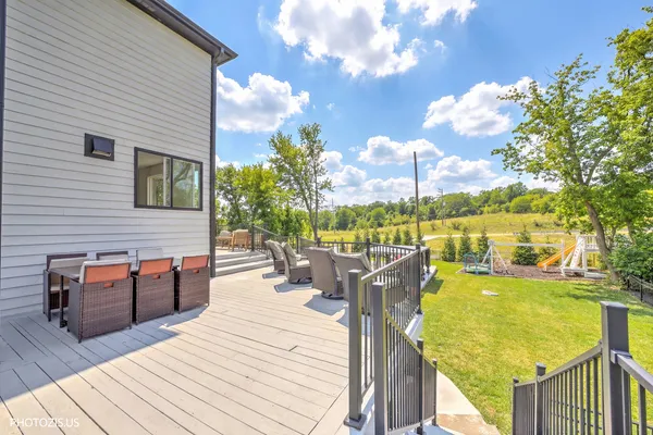 $799,900 | 3517 Oakleaf Lane, Crystal Lake, IL 60012