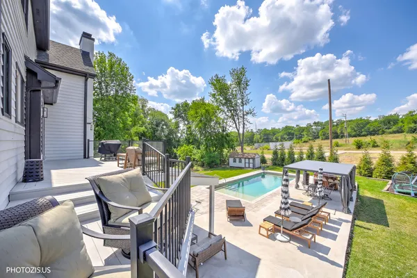 $799,900 | 3517 Oakleaf Lane, Crystal Lake, IL 60012