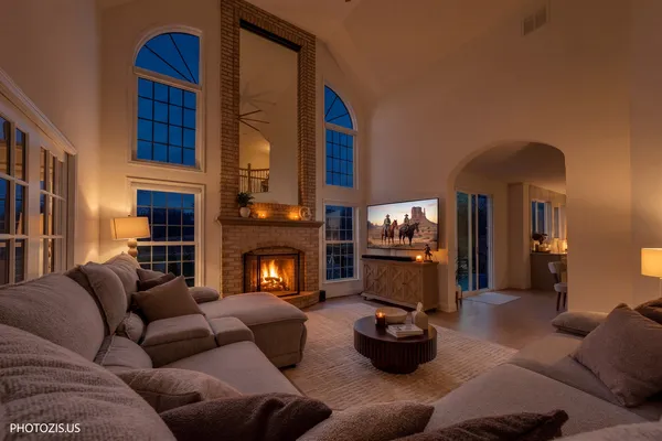 $799,900 | 3517 Oakleaf Lane, Crystal Lake, IL 60012