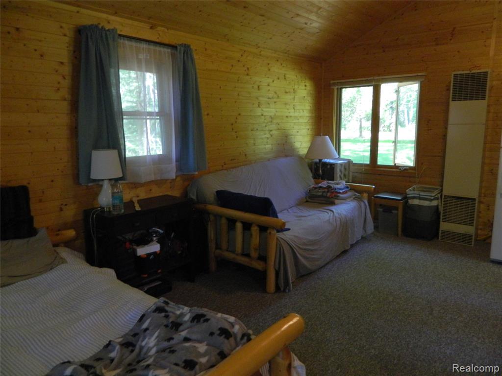 2007 North Markey Road Houghton Lake, MI 48629 - Photo 3 of 7