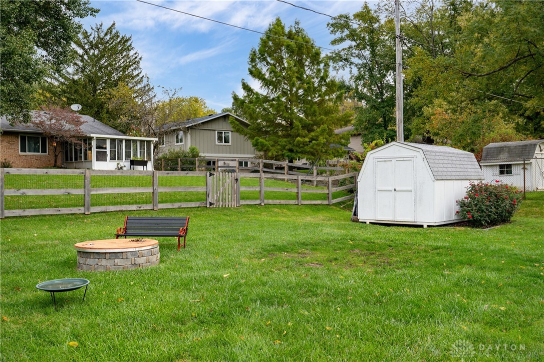 1565 Ambridge Road Dayton, OH 45459 - Photo 37 of 49 Gallery Image 37
