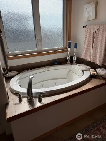 a close view of sink and tap