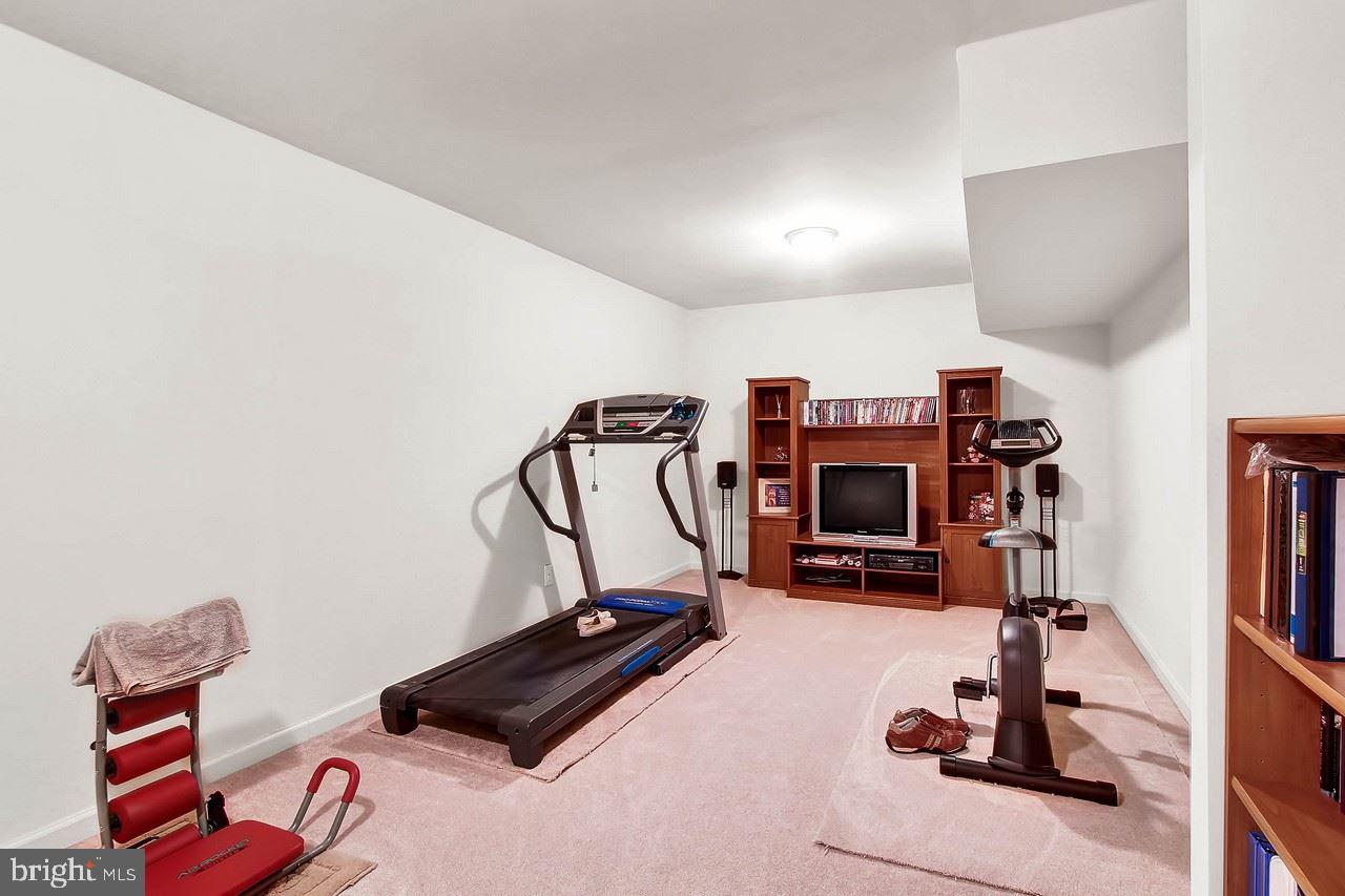 3305 Lewisberry Road York, PA 17404 - Photo 23 of 27 Gallery Image 23