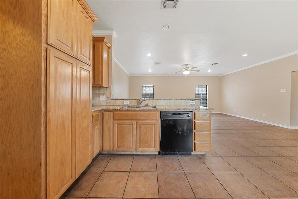 2528 South 3rd Street Waco, TX 76706 - Photo 10 of 14
