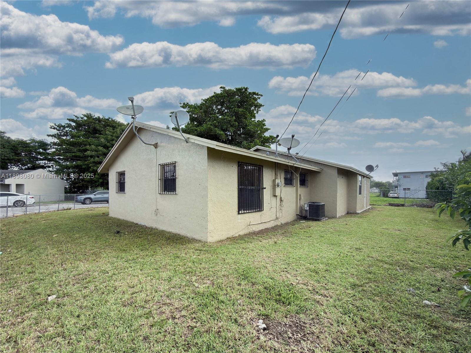 318 Southwest 5th Street Homestead, FL 33030 - Photo 33 of 33 Gallery Image 33