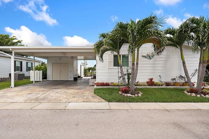 635 Grizzly Bear Road Naples, FL 34113 - Photo 15 of 22