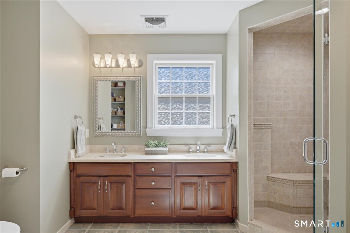 57 Forsyth Road Salem, CT 06420 - Photo 21 of 40