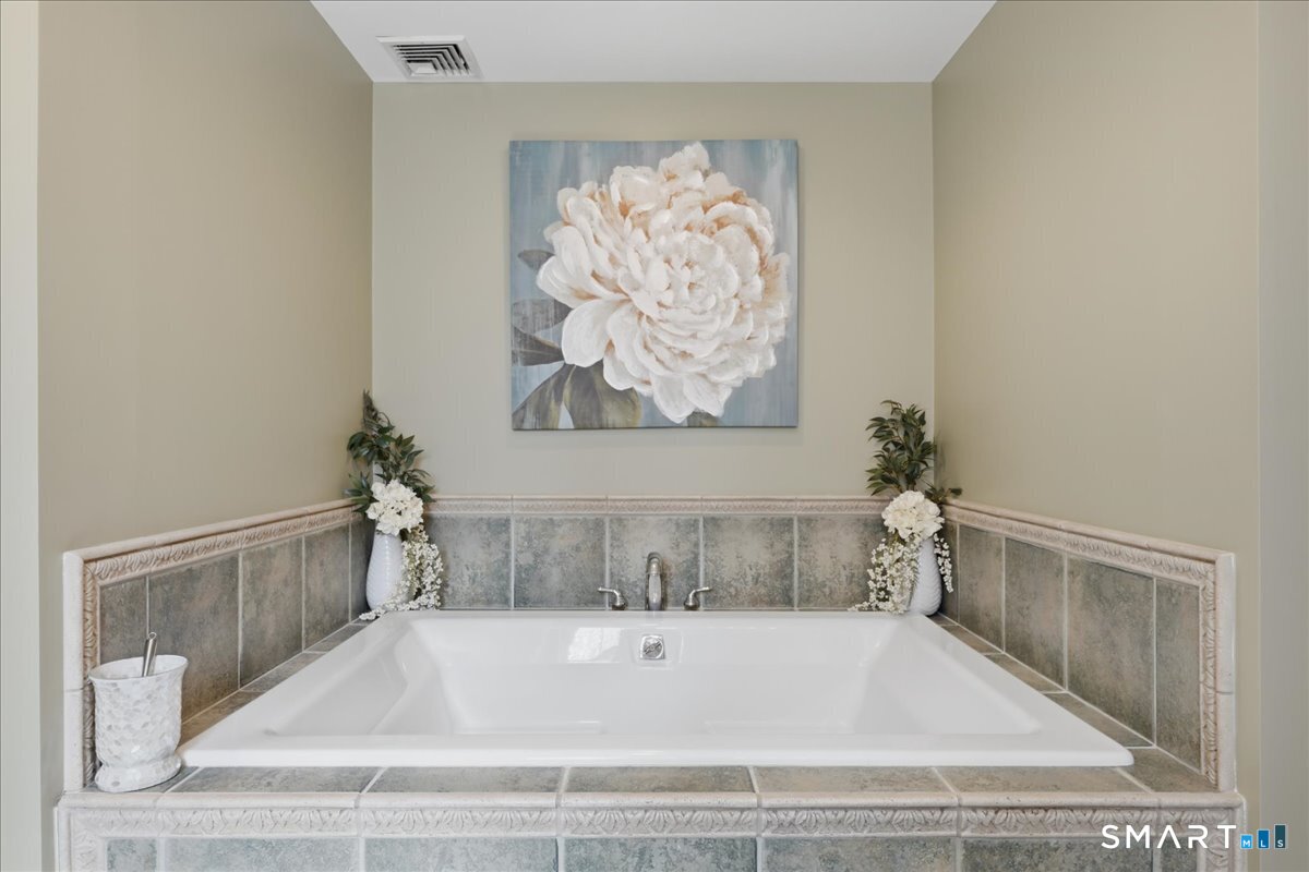 57 Forsyth Road Salem, CT 06420 - Photo 23 of 40