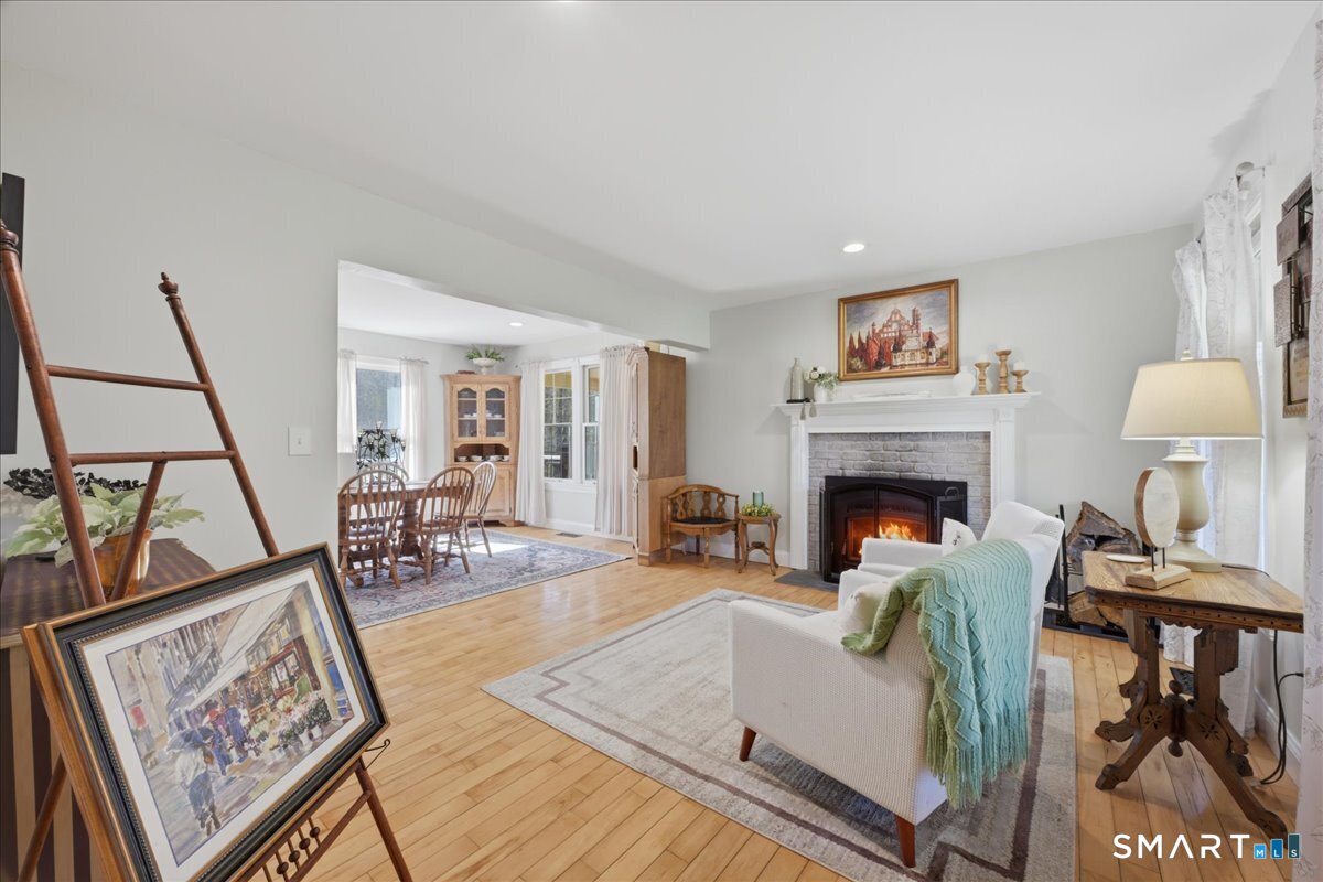 57 Forsyth Road Salem, CT 06420 - Photo 4 of 40