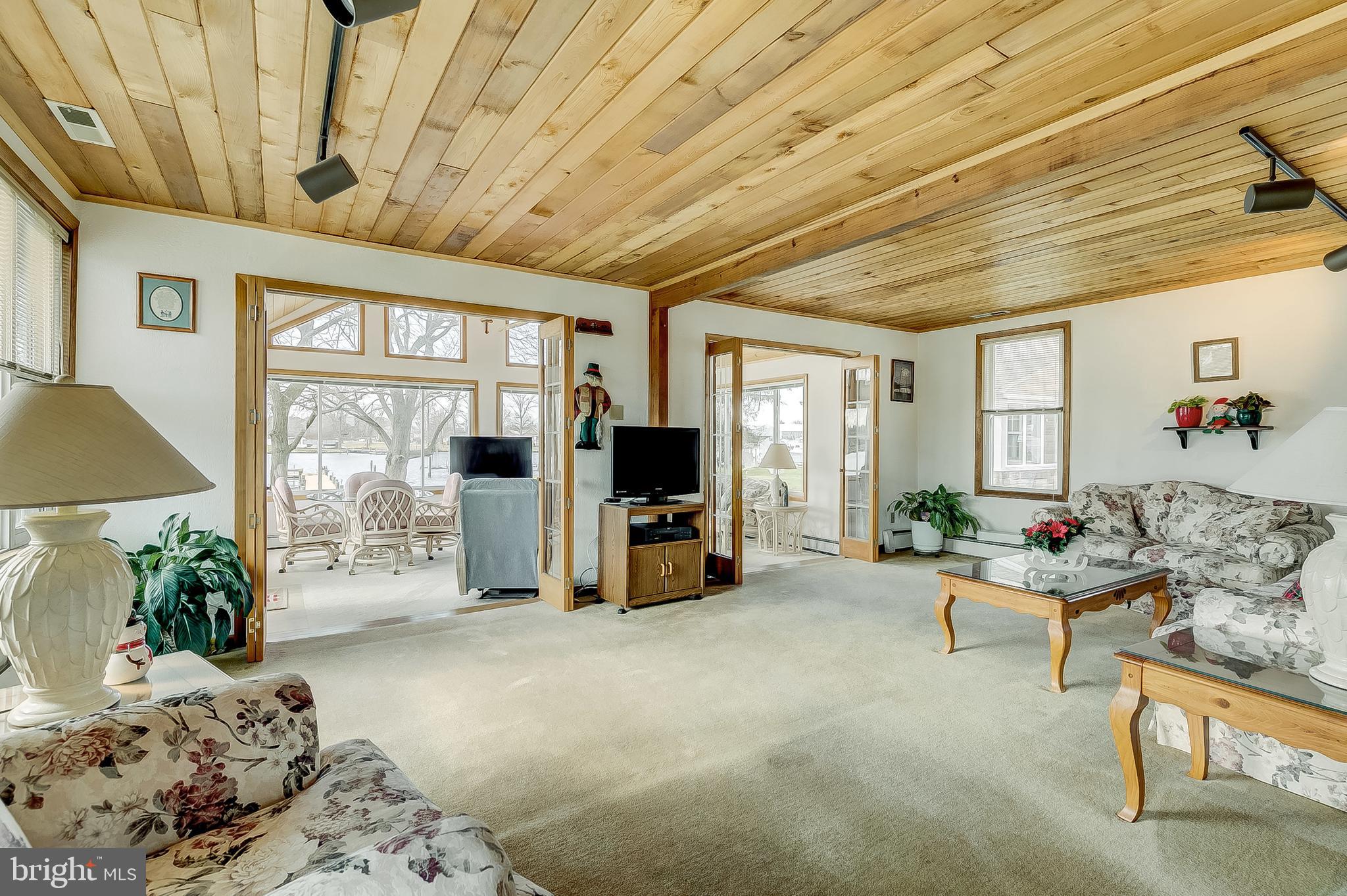 612 Oakdean Road Baltimore, MD 21220 - Photo 3 of 37