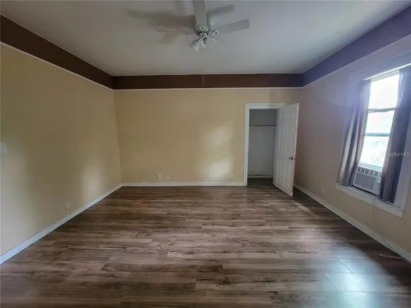 $925 | 965 Northeast 2nd Street, Unit 6, Ocala, FL 34470