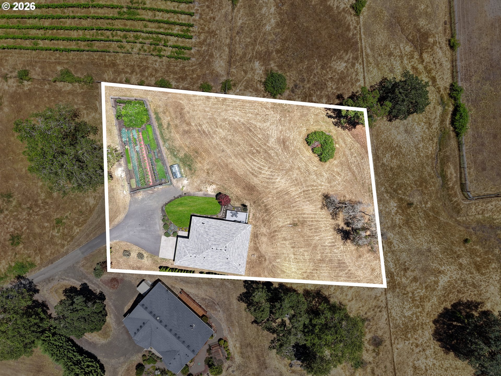 3721 Colonial Road Roseburg, OR 97471 - Photo 40 of 48