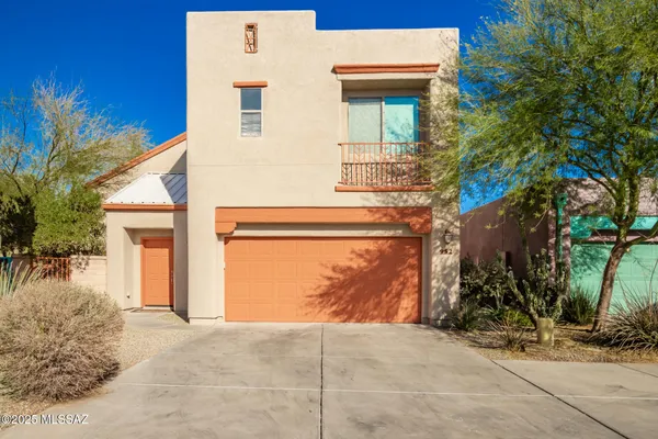 $2,200 | 952 West Calle Estrella De Noche, Tucson, AZ 85713