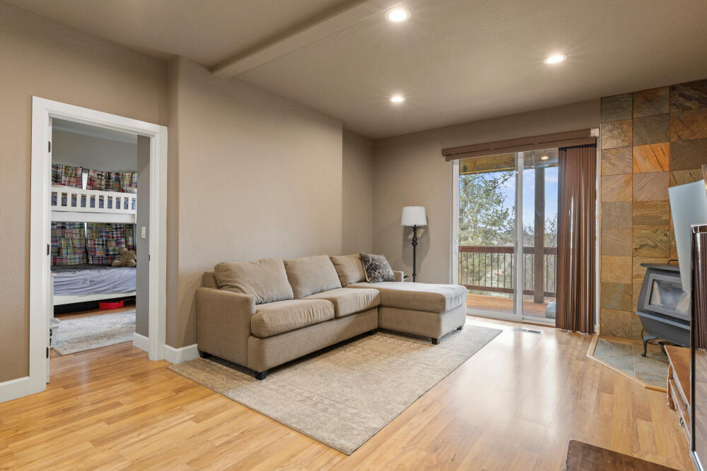 6447 Jake Road Klamath Falls, OR 97601 - Photo 36 of 59
