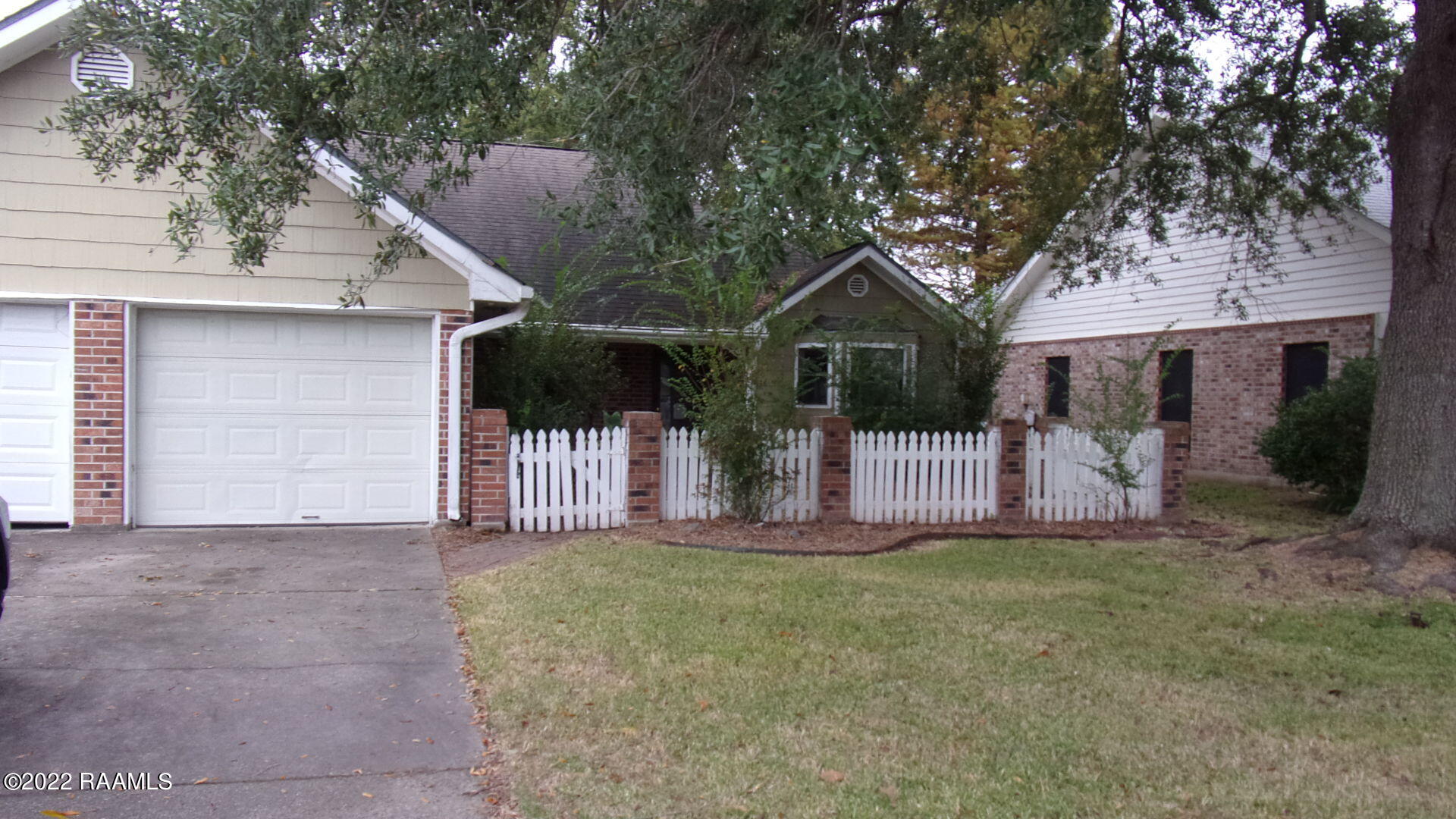 813 Rosedown Lane Lafayette, LA 70503 - Photo 1 of 12 Gallery Image 1