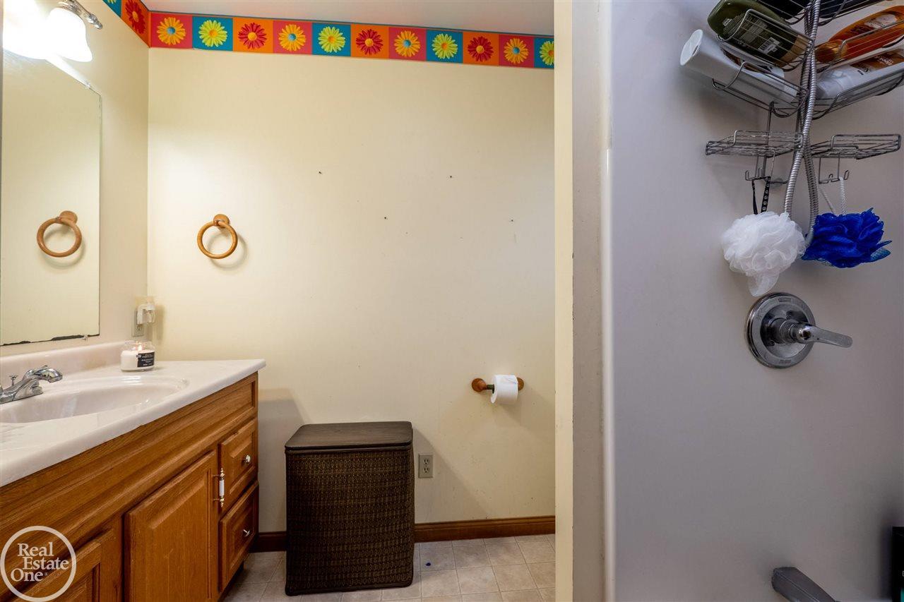 5425 Kidder Road Almont, MI 48003 - Photo 26 of 47 Gallery Image 26