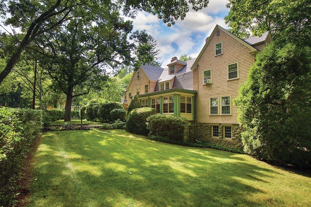 44 Circuit Road Brookline, MA 02467 - Photo 2 of 14