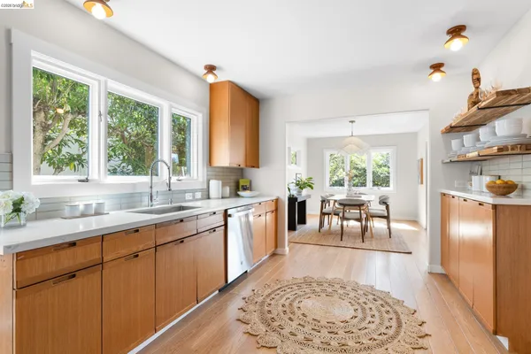 $1,249,000 | 260 Grizzly Peak Boulevard, Kensington, CA 94708