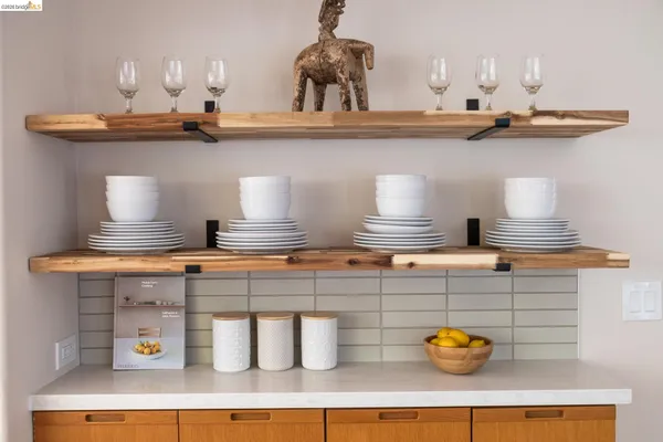 $1,249,000 | 260 Grizzly Peak Boulevard, Kensington, CA 94708