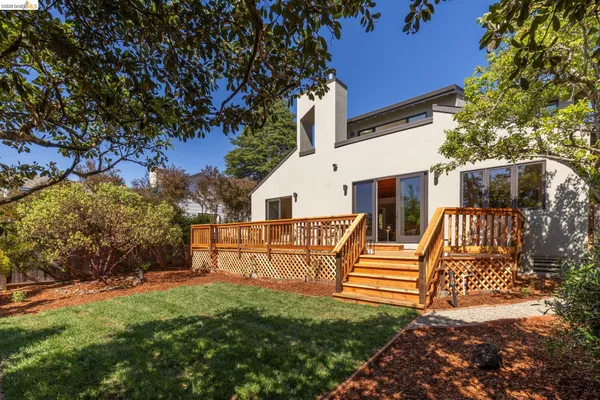 $1,249,000 | 260 Grizzly Peak Boulevard, Kensington, CA 94708