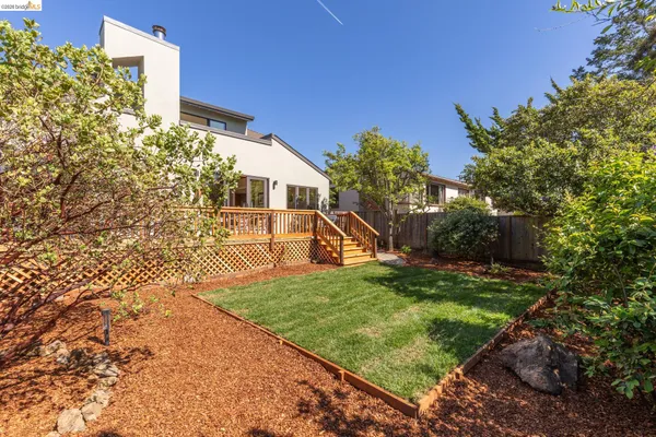 $1,249,000 | 260 Grizzly Peak Boulevard, Kensington, CA 94708
