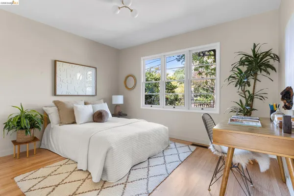 $1,249,000 | 260 Grizzly Peak Boulevard, Kensington, CA 94708