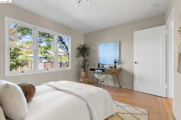 $1,249,000 | 260 Grizzly Peak Boulevard, Kensington, CA 94708