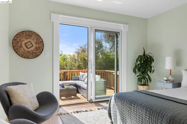 $1,249,000 | 260 Grizzly Peak Boulevard, Kensington, CA 94708