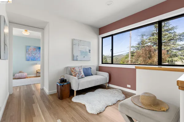 $1,249,000 | 260 Grizzly Peak Boulevard, Kensington, CA 94708