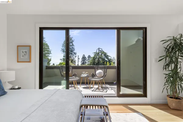 $1,249,000 | 260 Grizzly Peak Boulevard, Kensington, CA 94708