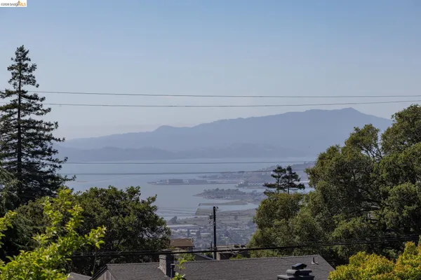 $1,249,000 | 260 Grizzly Peak Boulevard, Kensington, CA 94708