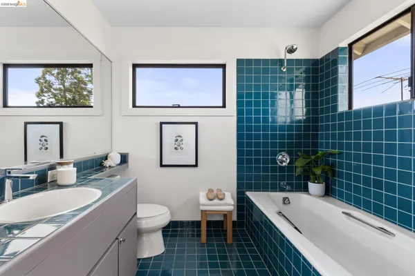 $1,249,000 | 260 Grizzly Peak Boulevard, Kensington, CA 94708