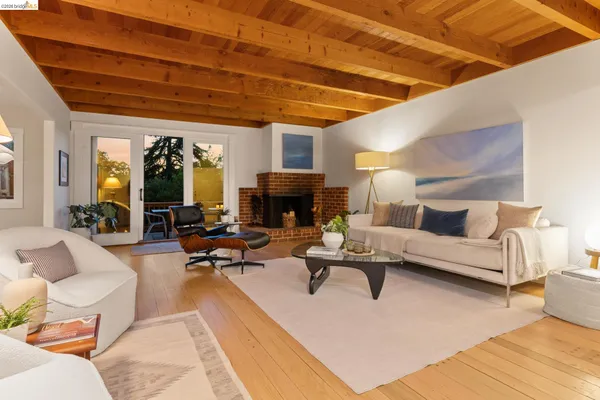 $1,249,000 | 260 Grizzly Peak Boulevard, Kensington, CA 94708